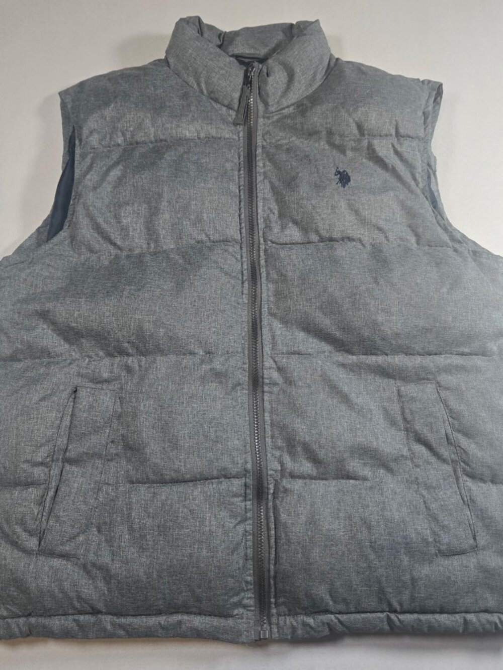 U.S. Polo Assn Men’s Gray Quilted Puffer Vest Full Zip Size Large L